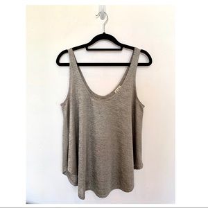 h.i.p. - Shiny Chic Top